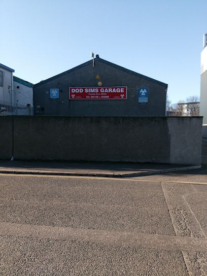 Dod Sims Garage, Aberdeen, Scotland