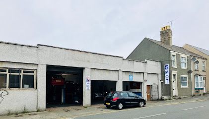 Kingsland Garage & Tyres, Holyhead, Wales